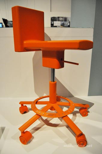 360-chair-by-konstantin-grcic