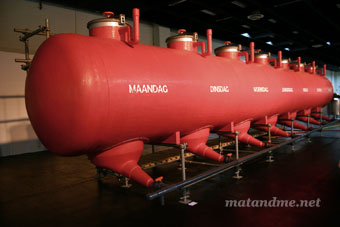 alcoholator-by-atelier-lieshout