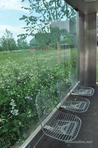 vitra-bus-stop-weil-am-rhein