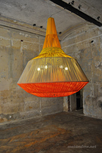 laceslamp-by-Antoinette-Bader